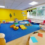 yellow room1